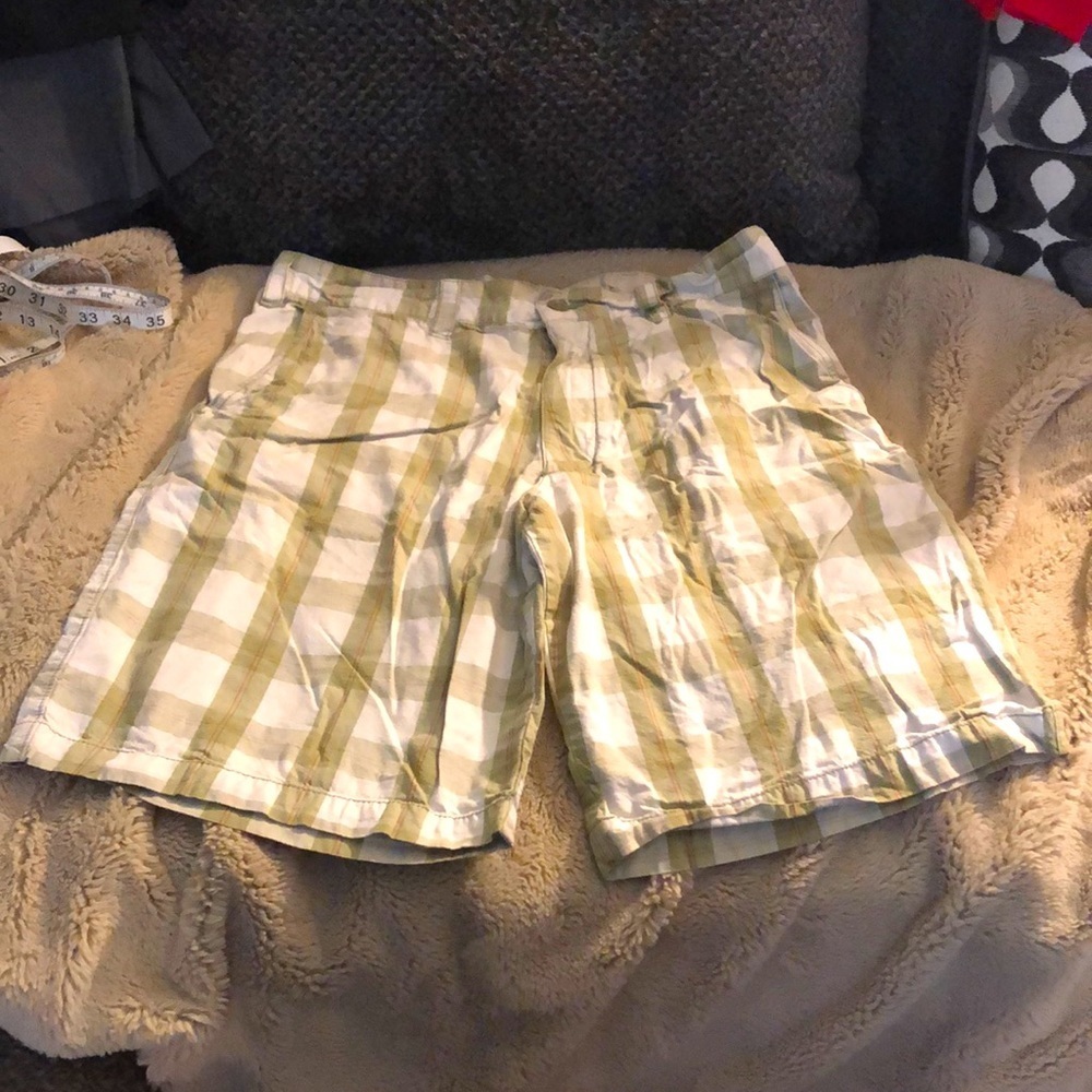 🔹4 for $30 Mossimo Plaid Cargo Shorts, size 32